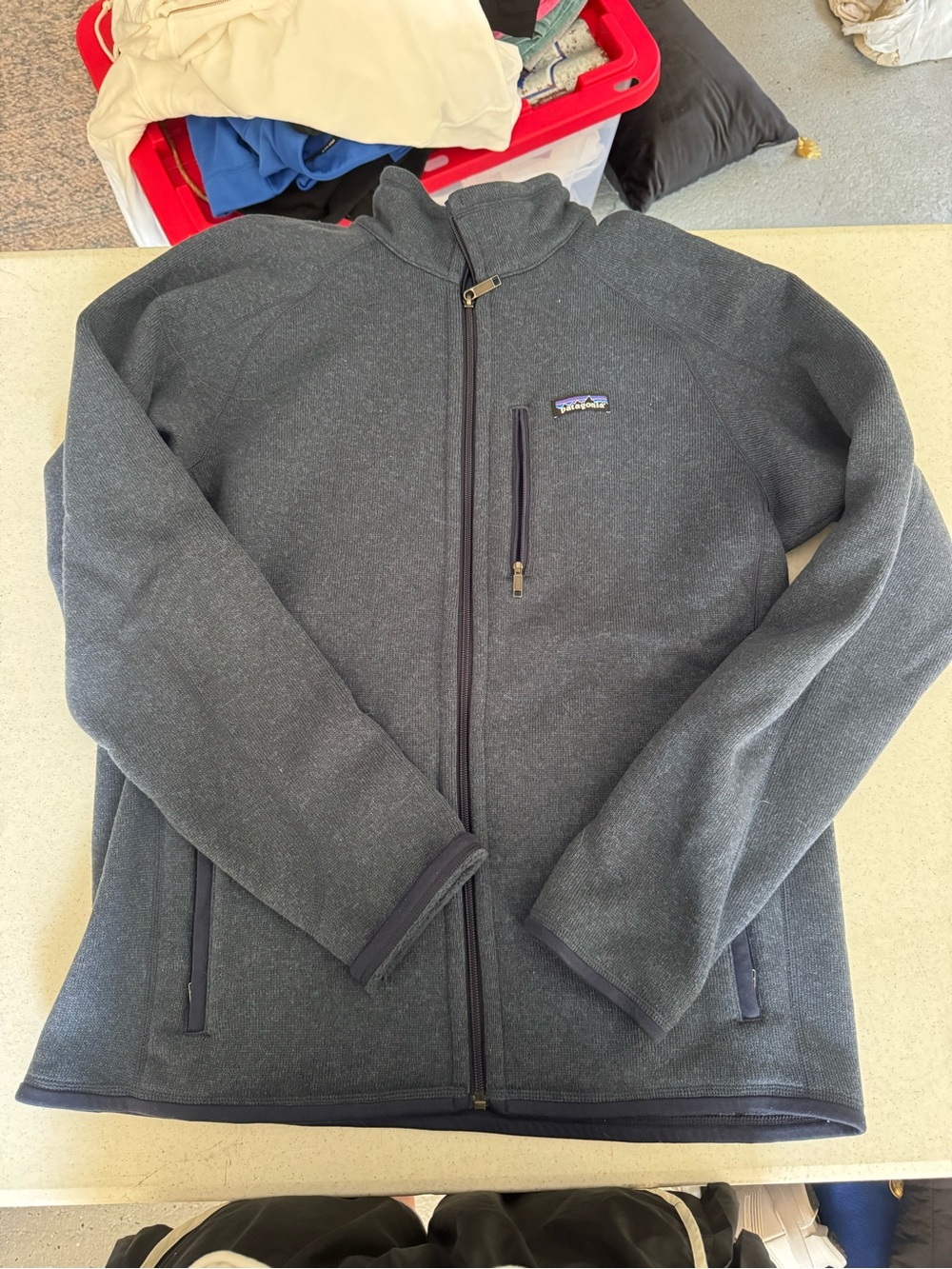 Patagonia Men's Dark Gray Full-Zip Fleece Jacket